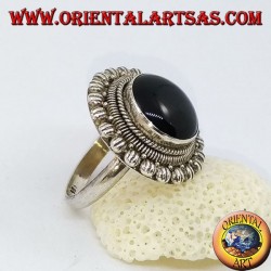 Anillo grande de plata margarita con ónix cabujón redondo
