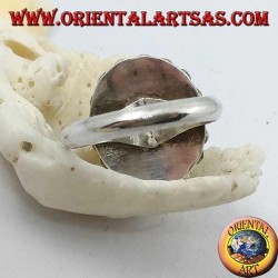 Silberner Blumenring mit ovalem Cabochon Lapislazuli