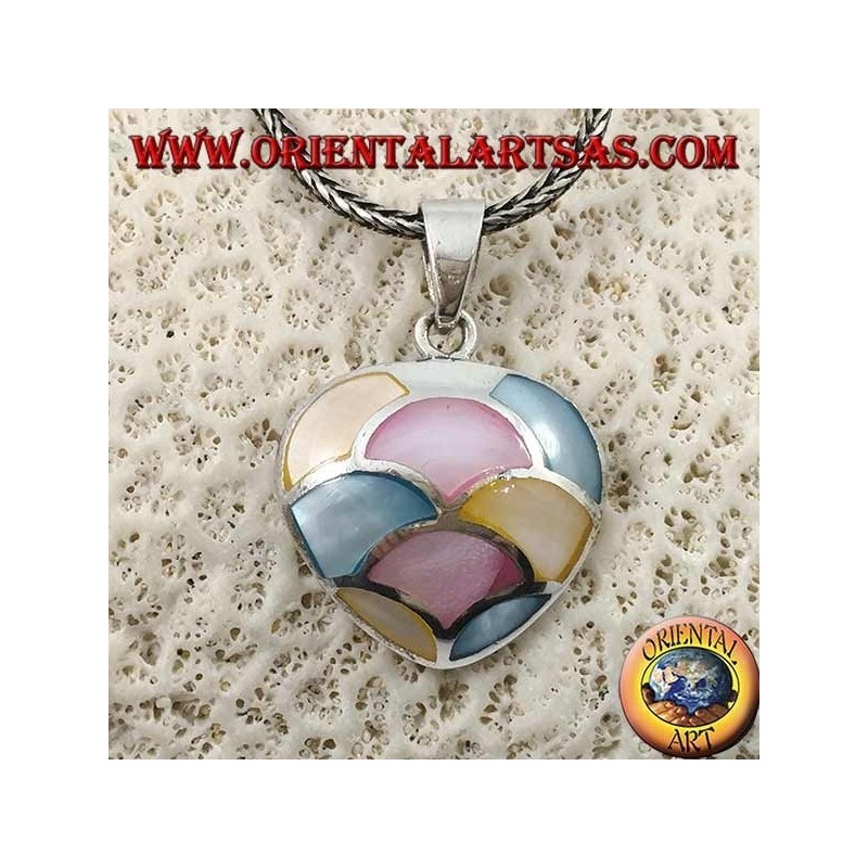 Ciondolo in argento a forma di cuore con mosaico di madreperla colorata a semicerchi
