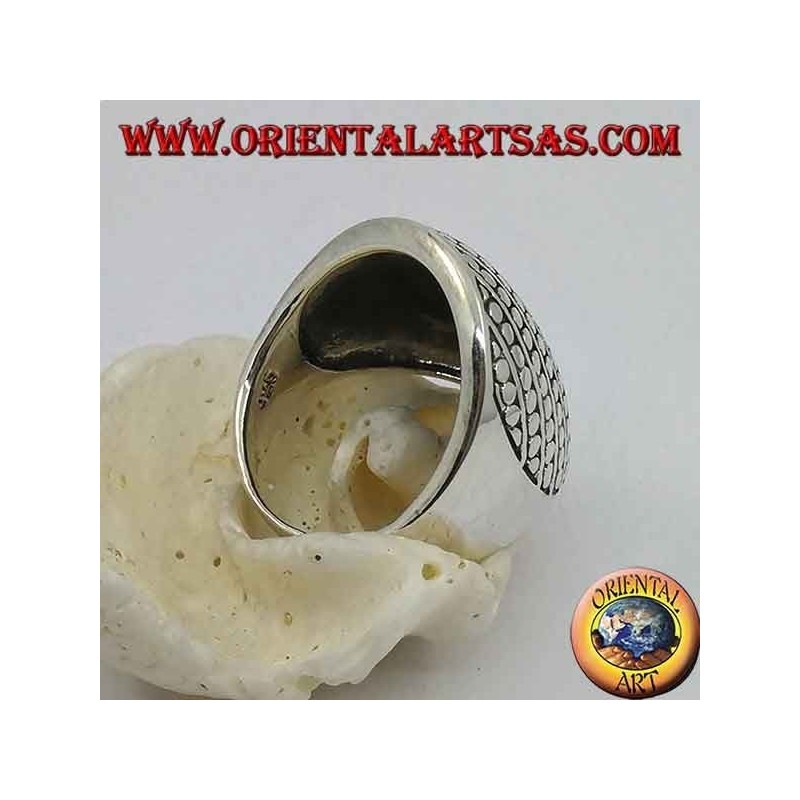 Silver ring with a rounded band with diskette decoration and oblique lines