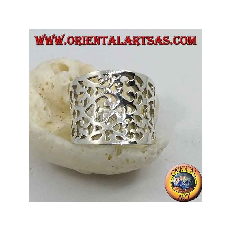 Concave band silver ring with dense perforated floral decoration