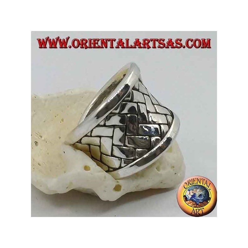 Anillo cóncavo de plata de banda ancha con decoración de celosía trenzada, Karen