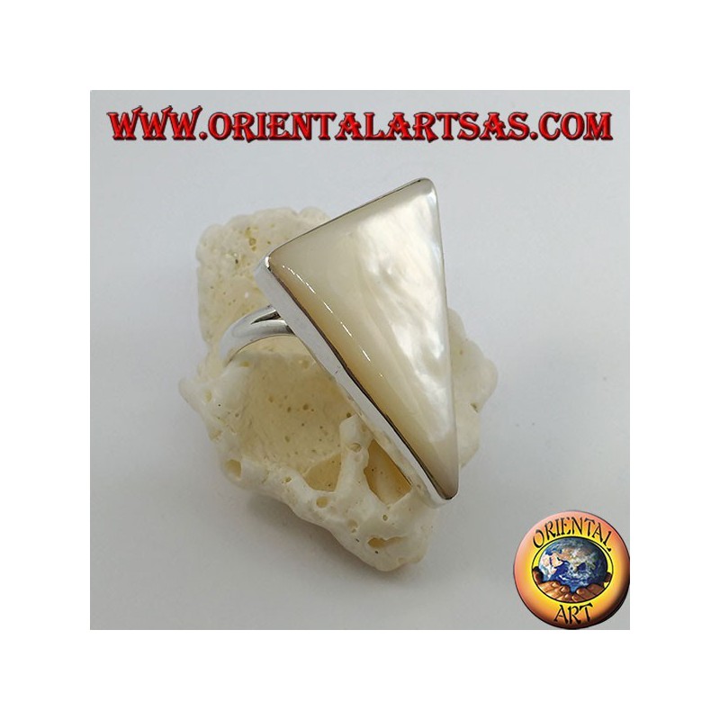 Silver ring with scalene triangle mother-of-pearl set on a smooth frame