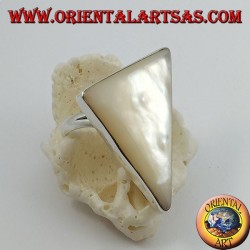 Silver ring with scalene triangle mother-of-pearl set on a smooth frame