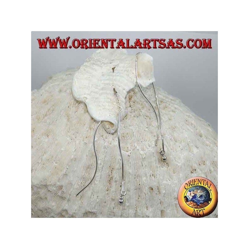 Orecchini in argento a catenina con onda su entrambi i lati e pallina pendente