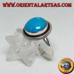 Anillo de plata con cabujón redondo turquesa rodeado de una fila de discos (18)