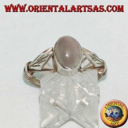 Silberring mit ovalem Mondstein und rhomboidem Blatt mit Scheiben an den Seiten