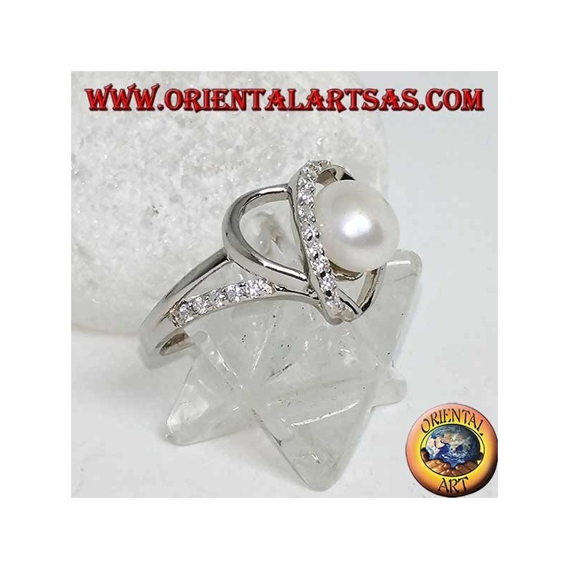 Anello in argento con intreccio a forma di cuore con perla naturale e zirconi