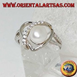 Silver ring with heart-shaped weave with natural pearl and zircons