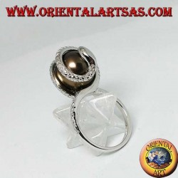 Bague en argent avec perle ovoïde grise enveloppée d'un serpent
