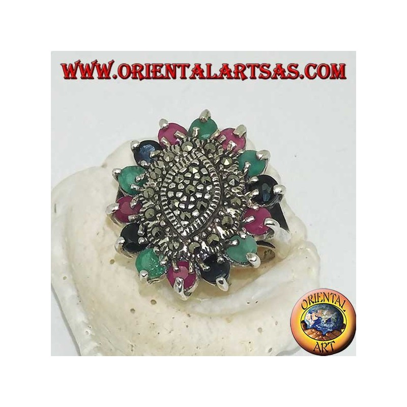 Anello in argento navetta su ovale con marcasite contornati da rubini,smeraldi e zaffiri tondi incastonati