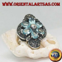 Bague fleur de Bethléem en argent avec pétales de topaze bleue sertie couronnée d'argent et de marcassite