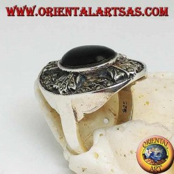 Shield silver ring with a marcasite-studded cross of the Templars and with a central oval onyx