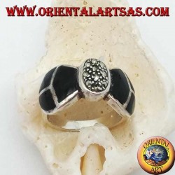 Silberring in Form einer Fliege mit Onyx und Markasiten