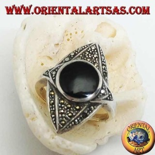 Silver ring rhombus in the ellipse studded with marcasites with central round onyx