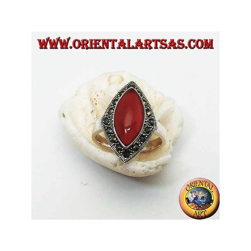 Rhomboidal silver ring with shuttle carnelian surrounded by a row of marcasite