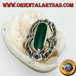 Silver ring with oval green agate elongated in a marcasite eight