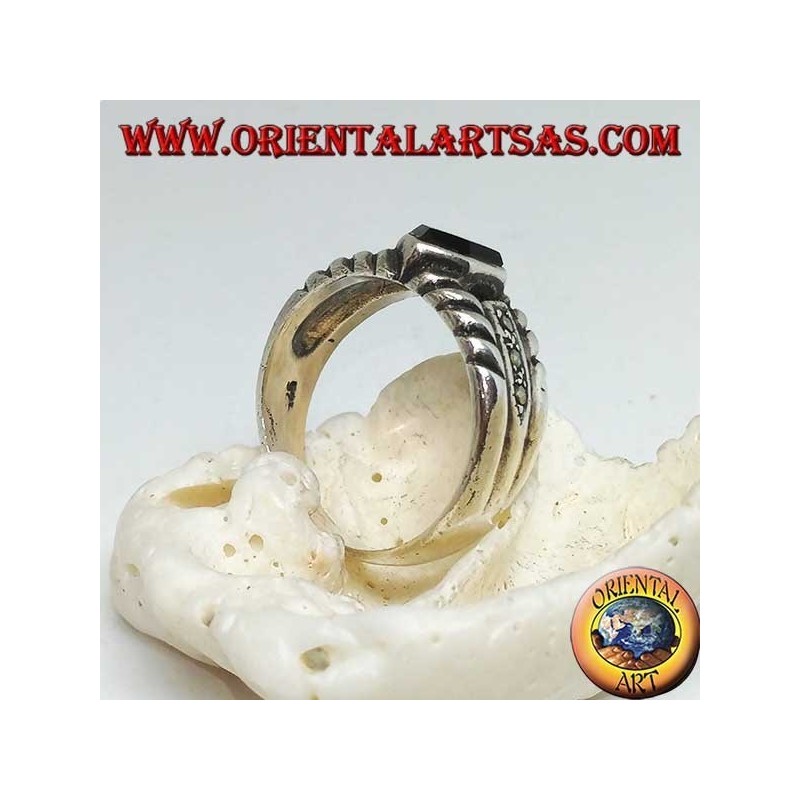 Silver banded ring with hexagonal onyx and marcasite on the sides