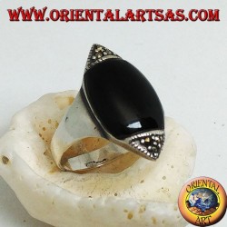 Bague en argent en forme d'oeil vertical en onyx et marcassite sur les pointes