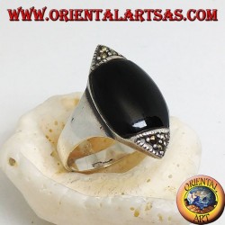 Silberring in Form eines vertikalen Auges aus Onyx und Markasit an den Spitzen