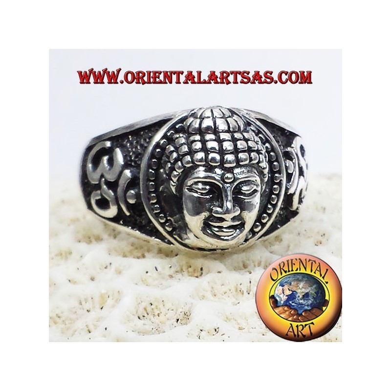 Anello testa di Buddha con Om in argento