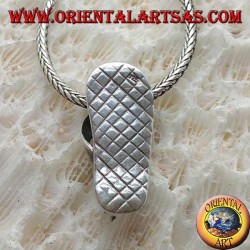 Colgante de plata con chanclas con incrustaciones
