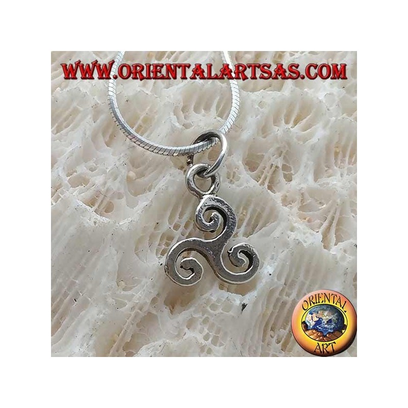Pendant in silver, triskelion or simple classic triskele (small)