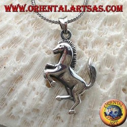 Colgante de plata, símbolo del caballo rampante de Ferrari (grande)