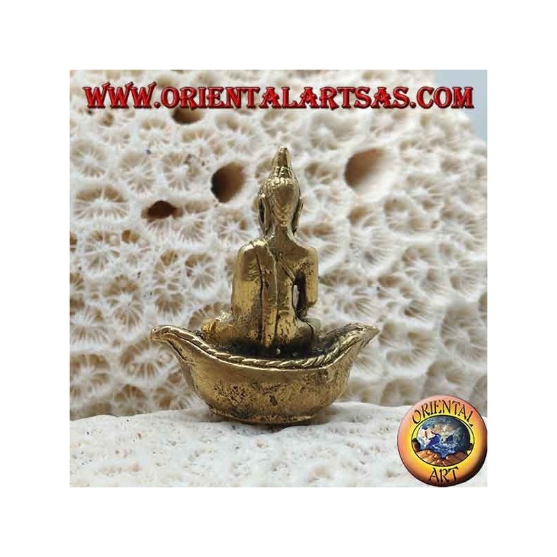 Escultura de Buda "Bhumisparsha Mudra - Sometiendo al demonio Mara" en el bote de latón (pequeño)