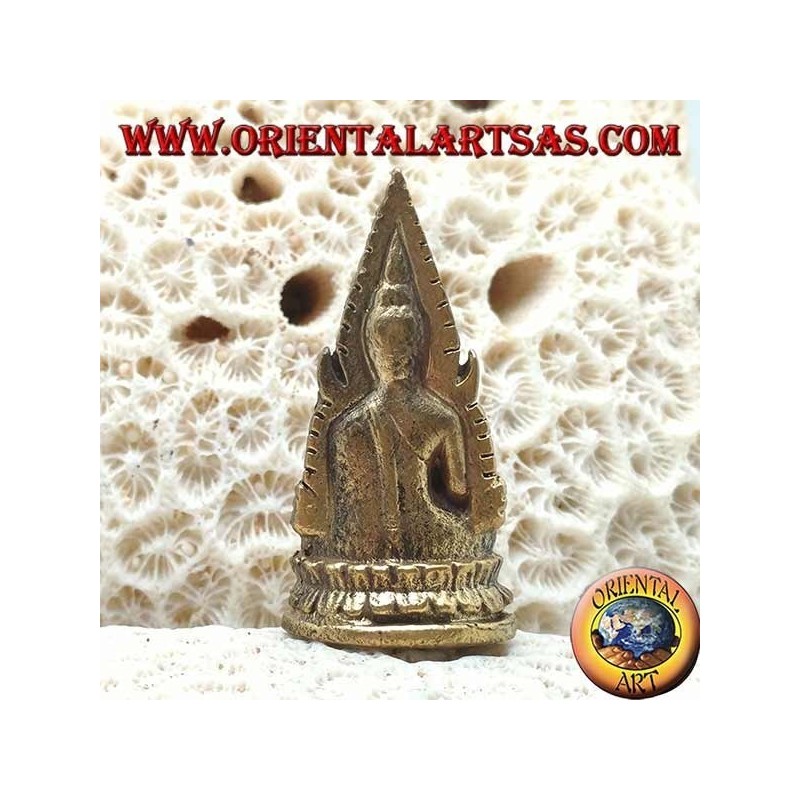 Buddha-Skulptur "Bhumisparsha Mudra - Unterwerfung des Dämons Mara", umgeben vom Messingaltar (klein)
