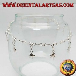 Bracelet de cheville en argent avec des feuilles de marijuana suspendues et une cloche