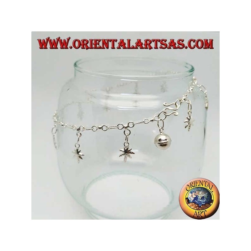 Bracelet de cheville en argent avec des feuilles de marijuana suspendues et une cloche