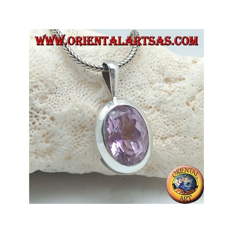 Ciondolo in argento con ametista naturale ovale sfaccettata e montatura liscia con gancio rigido