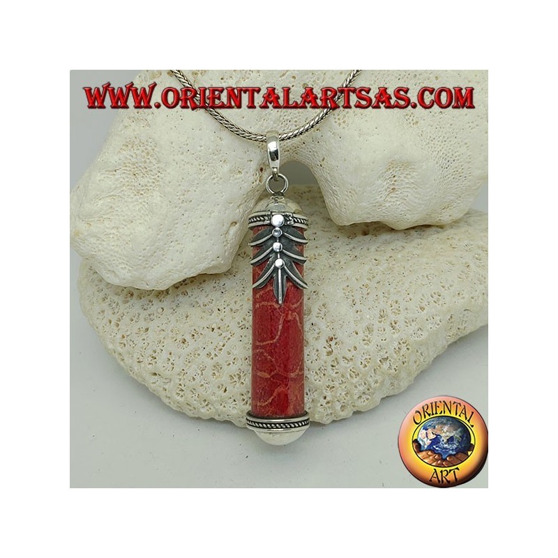 Ciondolo in argento cilindro di madrepora rossa (corallo) con decorazioni e foglia di palma