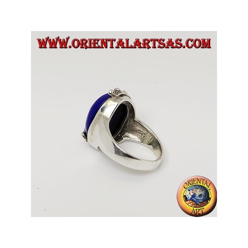 Silberring mit ovalem Cabochon-Sodalith und nur einseitigen Verzierungen mit floralen Markasiten