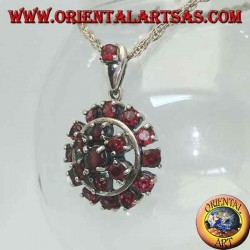 Round garnet silver pendant surrounded by a six-pointed star and a circle of garnets