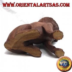 Lion sculpture seated in 30 cm Suar wood carved by hand in a single block