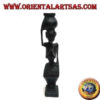 Scultura di una donna idrofora (portatrice di acqua) in legno di ebano