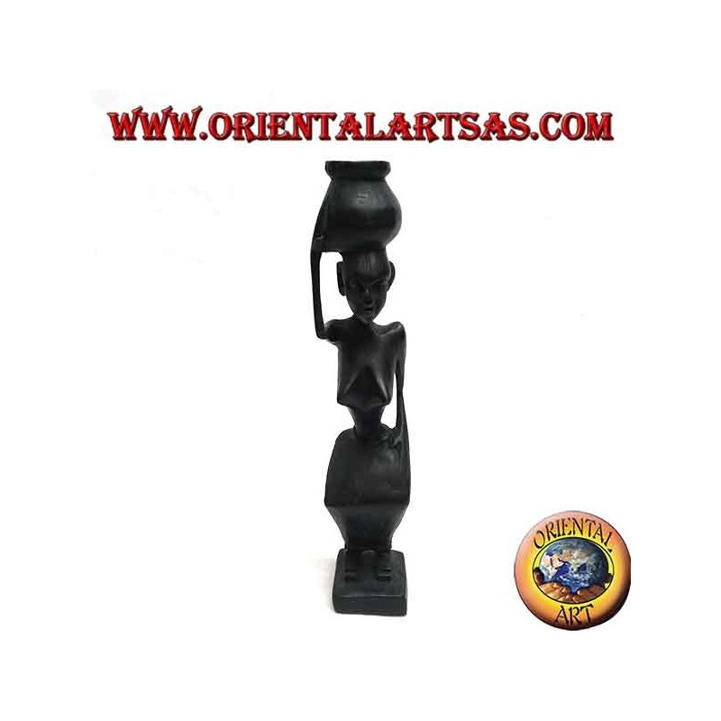 Escultura de una mujer hidrófora (portador de agua) en madera de ébano.