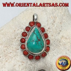 Pendentif tibétain en argent avec turquoise naturelle en forme de larme et 14 coraux naturels de Ø 4 mm.