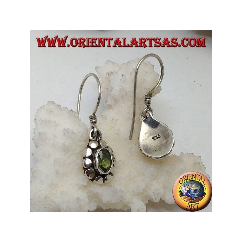 Boucles d'oreilles en argent avec péridot ovale naturel entouré de disques