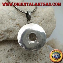 Pendentif en argent avec soleil creusé sur un cristal de roche rond et un contour de disquette