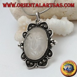 Pendentif en argent avec soleil couché sur cristal de roche ovale et bordure décorée