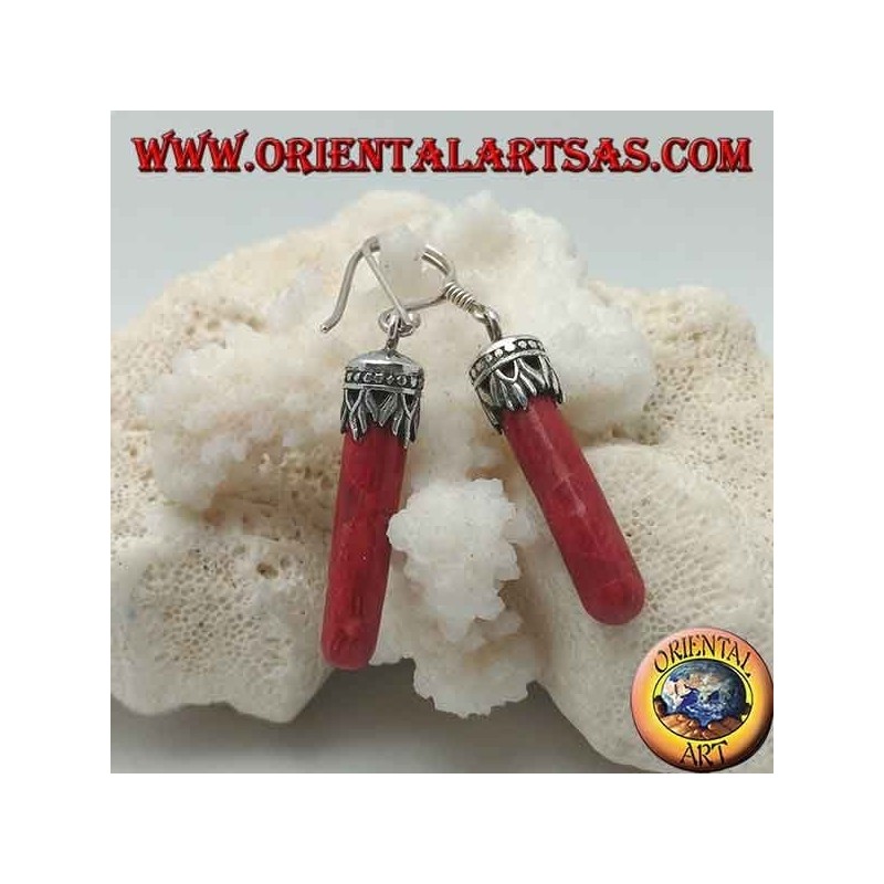 Orecchini in argento con cilindretto di madrepora rossa (corallo) agganciato a corona decorata