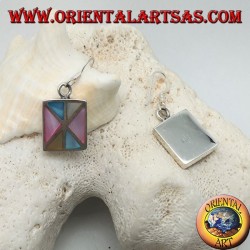 Boucles d'oreilles rectangulaires en argent avec divers triangles de nacre multicolore