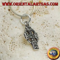 Colgante de plata Cruz celta con runas grabadas (pequeño)
