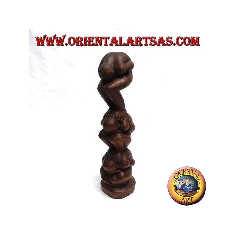 Sculpture représentant de l'Atman (yogi karma) "Je ne vois pas, je ne parle pas, je n'entends pas" en bois de suar de 30 cm