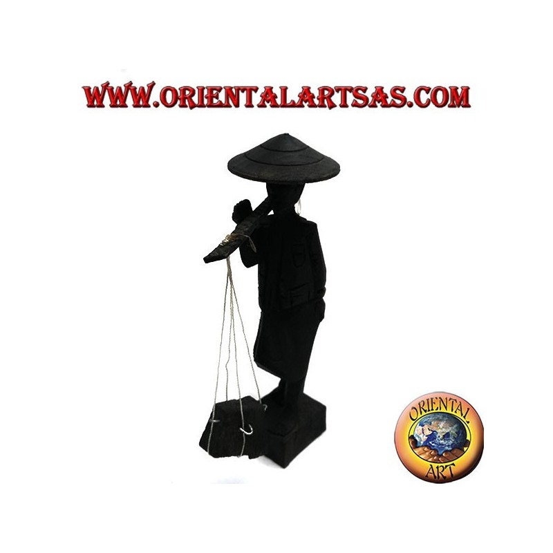 Skulptur eines alten Kuriers mit Strohhut und Stick mit Ebenholzwaren auf der Schulter