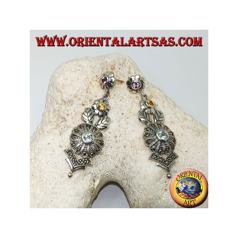 Silberohrringe mit drei Amethyst-, Topas- und Aquamarinblüten und Blumendekorationen mit Markasit
