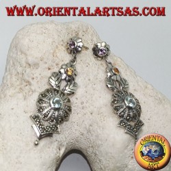 Pendientes de plata con tres flores de amatista, topacio y aguamarina y decoraciones florales con marcasita.